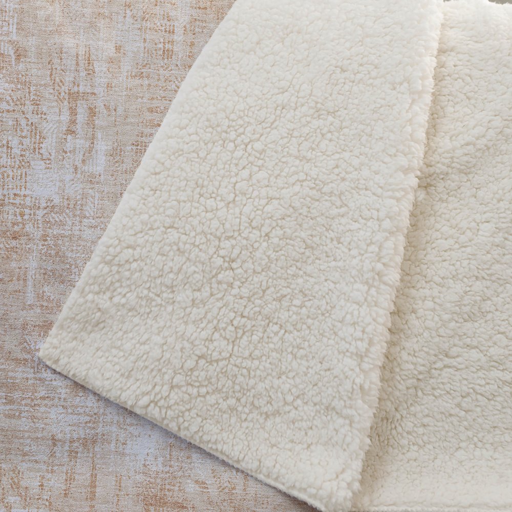 Premium Machine Washable ASB725 Coral 50" x 70" Sherpa Throw Blanket. Picture 2