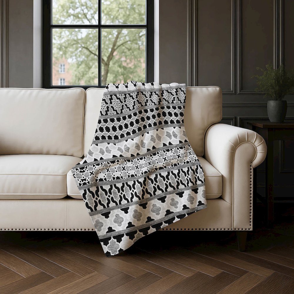 Premium Machine Washable ASB726 Black 50" x 70" Sherpa Throw Blanket. Picture 4
