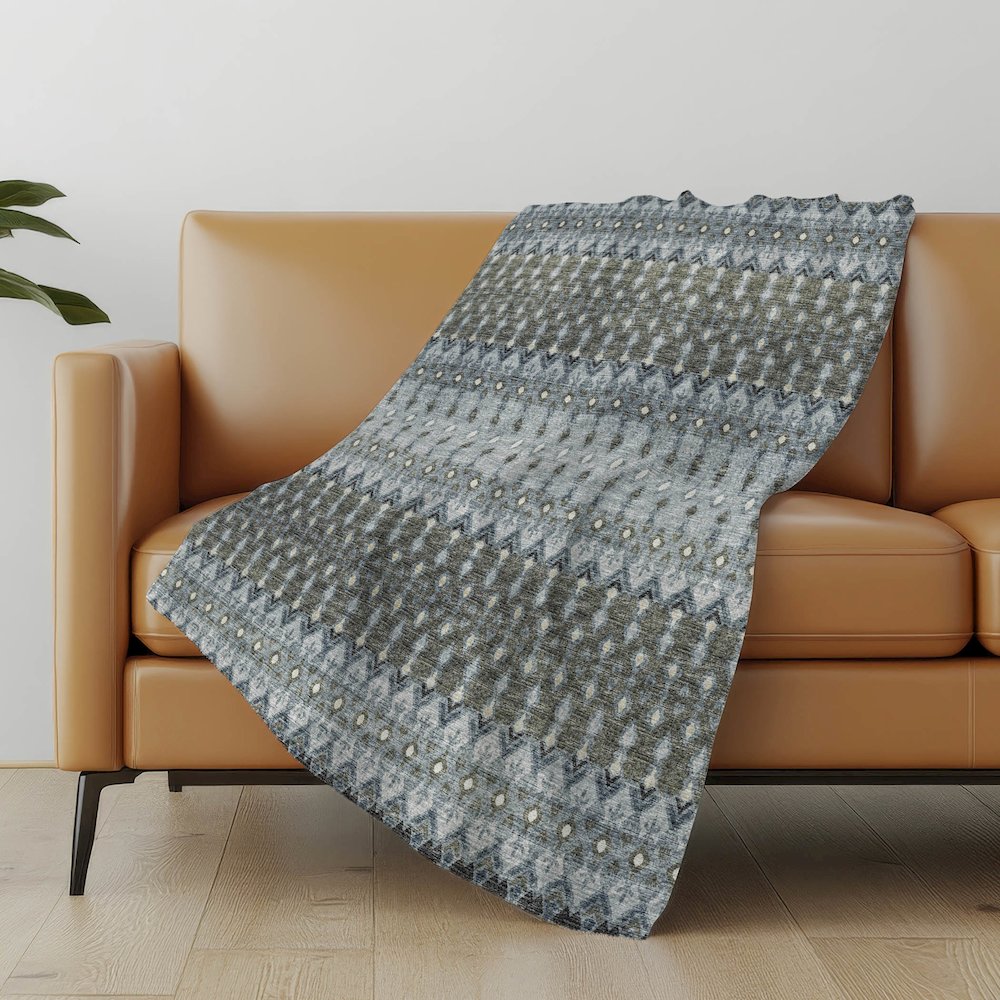 Premium Machine Washable ASB72 Moody 50" x 70" Sherpa Throw Blanket. Picture 4