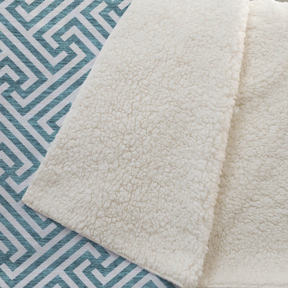 Premium Machine Washable ASB731 Teal 50" x 70" Sherpa Throw Blanket. Picture 2