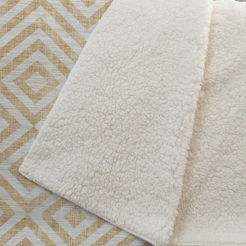 Premium Machine Washable ASB733 Gold 50" x 70" Sherpa Throw Blanket. Picture 2