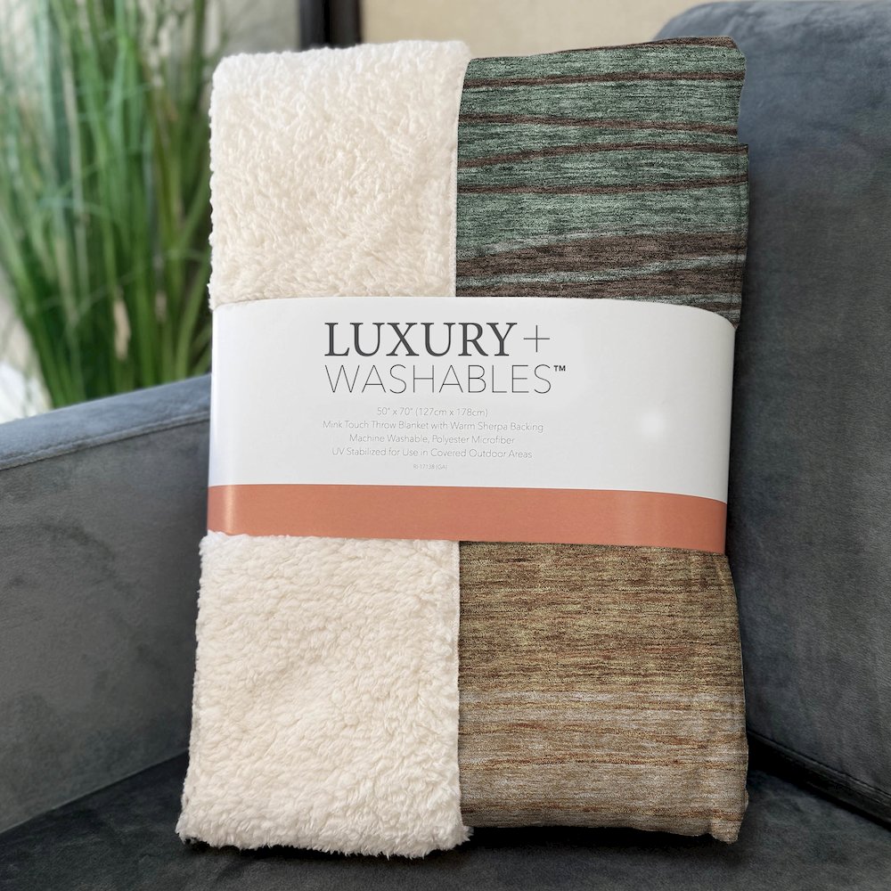 Premium Machine Washable ASB735 Terracotta 50" x 70" Sherpa Throw Blanket. Picture 3