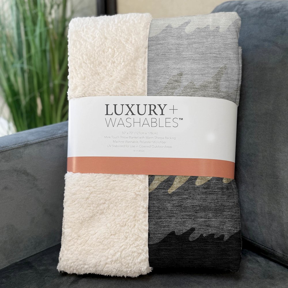 Premium Machine Washable ASB736 Black 50" x 70" Sherpa Throw Blanket. Picture 3