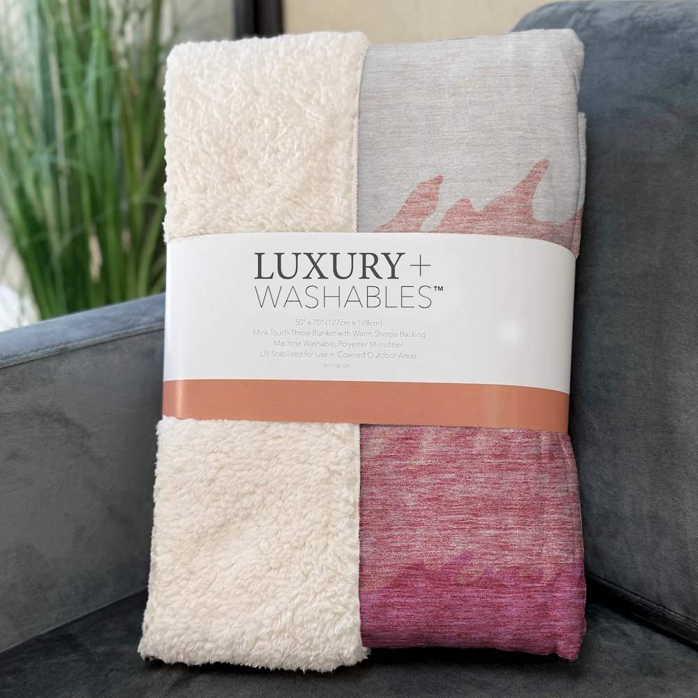 Premium Machine Washable ASB736 Blush 50" x 70" Sherpa Throw Blanket. Picture 3