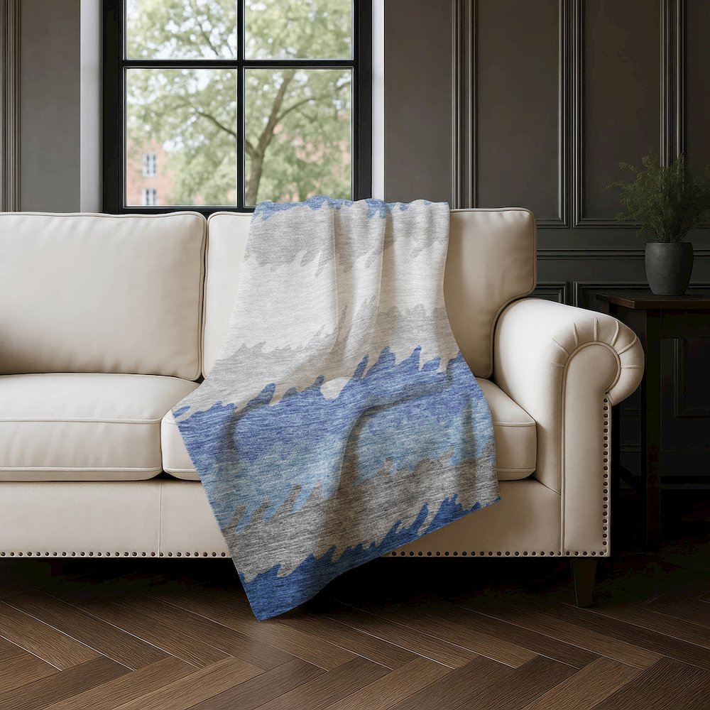 Premium Machine Washable ASB736 Navy 50" x 70" Sherpa Throw Blanket. Picture 4
