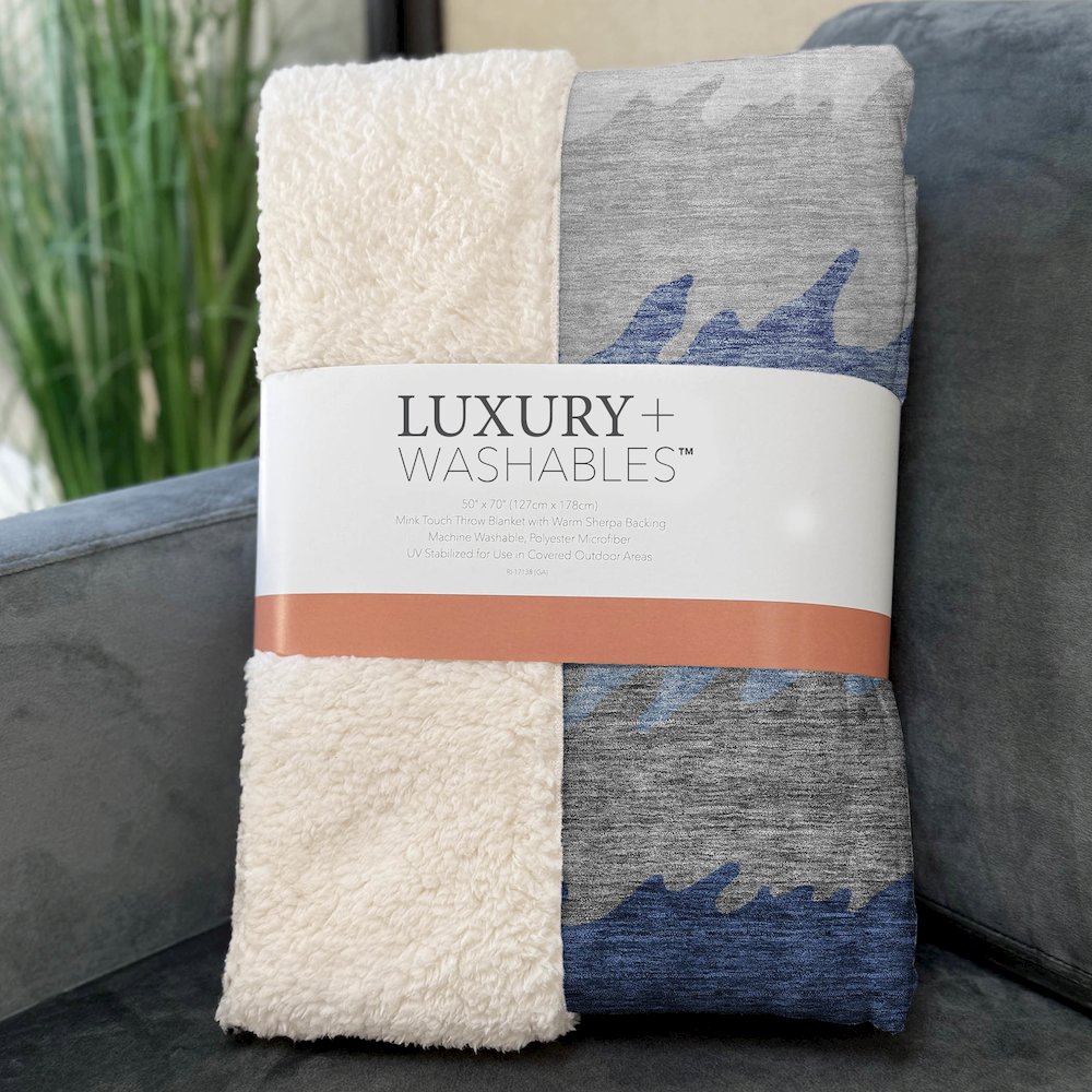 Premium Machine Washable ASB736 Navy 50" x 70" Sherpa Throw Blanket. Picture 3