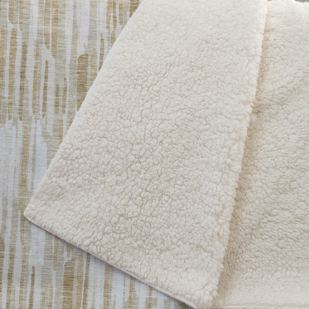 Premium Machine Washable ASB739 Gold 50" x 70" Sherpa Throw Blanket. Picture 2
