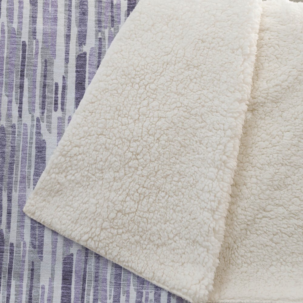Premium Machine Washable ASB739 Purple 50" x 70" Sherpa Throw Blanket. Picture 2
