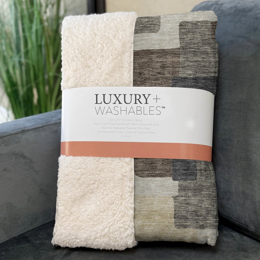 Premium Machine Washable ASB740 Chocolate 50" x 70" Sherpa Throw Blanket. Picture 3