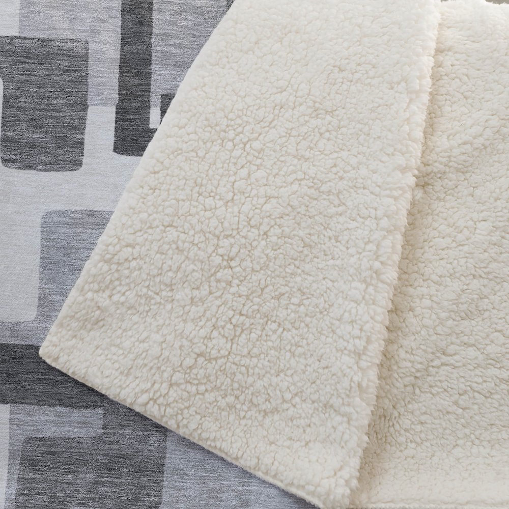 Premium Machine Washable ASB740 Gray 50" x 70" Sherpa Throw Blanket. Picture 2