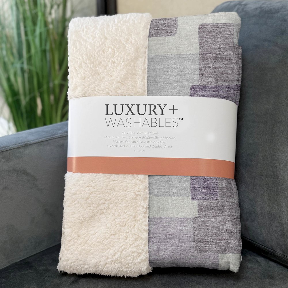 Premium Machine Washable ASB740 Lavender 50" x 70" Sherpa Throw Blanket. Picture 3