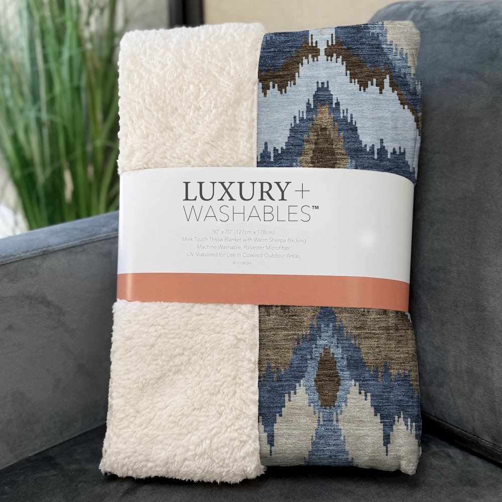Premium Machine Washable ASB743 Blue 50" x 70" Sherpa Throw Blanket. Picture 3