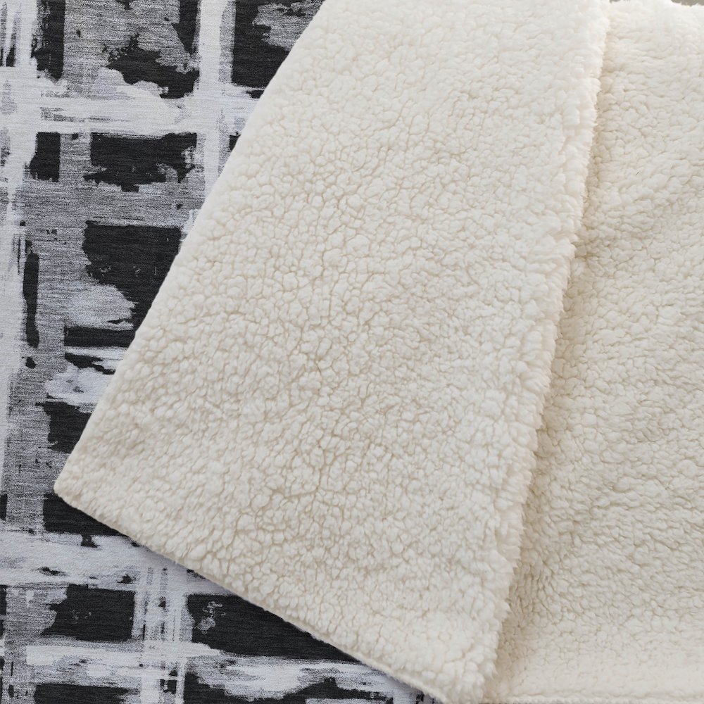 Premium Machine Washable ASB745 Black 50" x 70" Sherpa Throw Blanket. Picture 2
