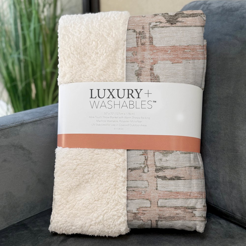 Premium Machine Washable ASB745 Pink 50" x 70" Sherpa Throw Blanket. Picture 3