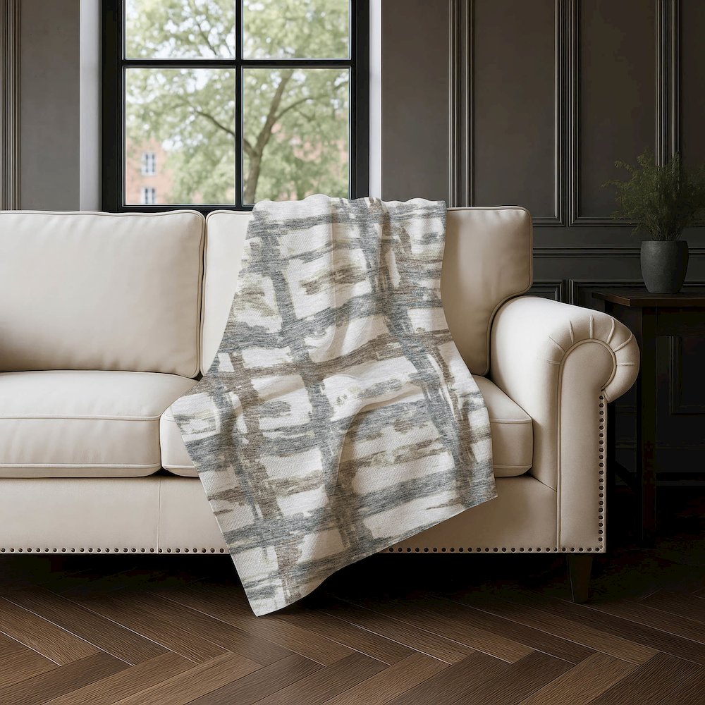 Premium Machine Washable ASB745 Silver 50" x 70" Sherpa Throw Blanket. Picture 4