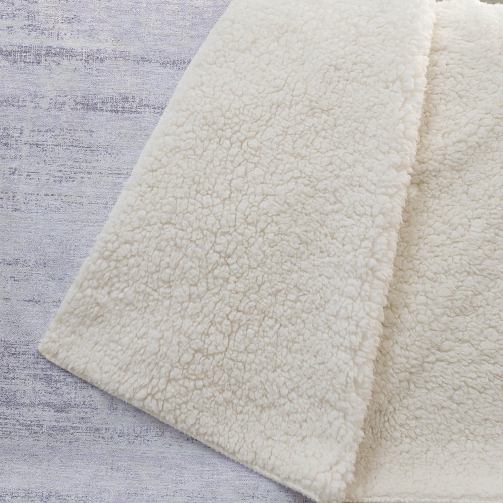 Premium Machine Washable ASB747 Lavender 50" x 70" Sherpa Throw Blanket. Picture 2