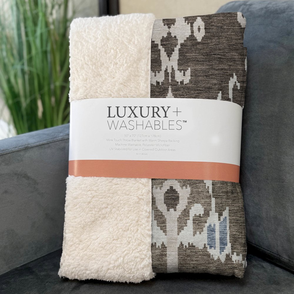Premium Machine Washable ASB748 Fudge 50" x 70" Sherpa Throw Blanket. Picture 3