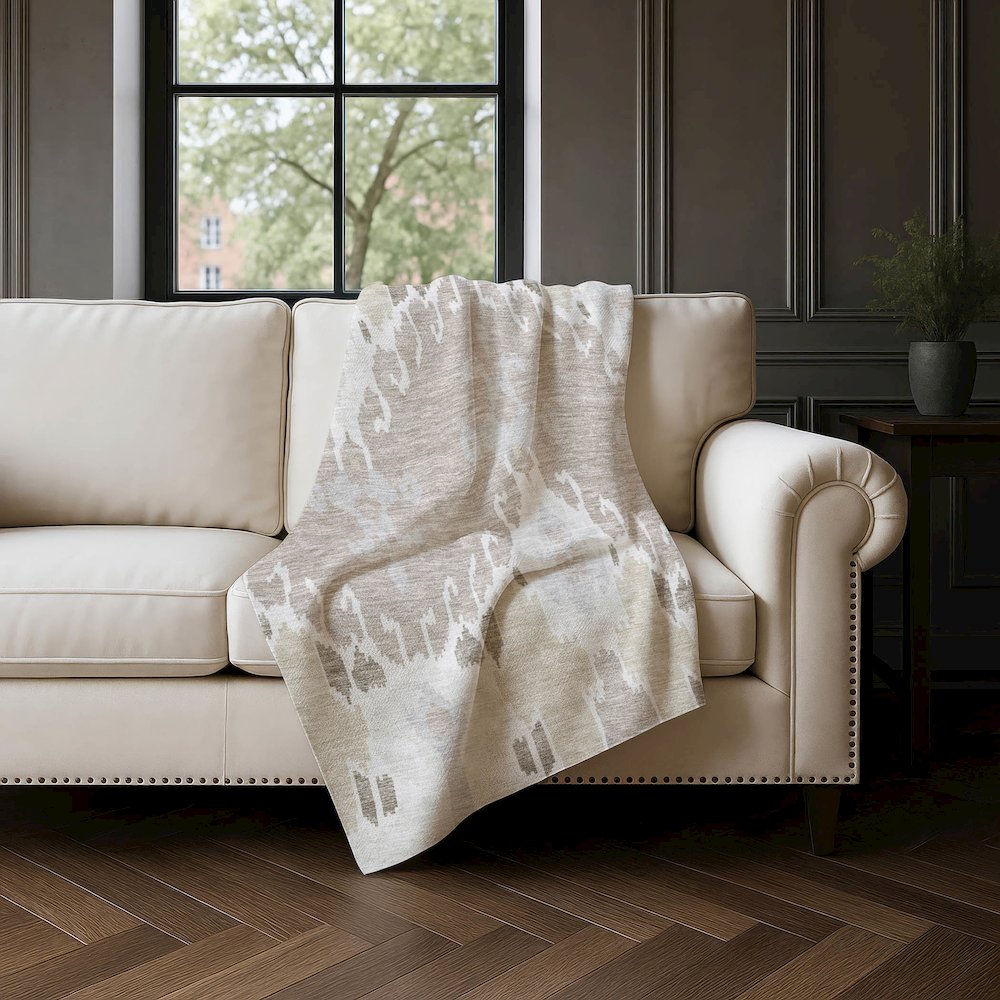 Premium Machine Washable ASB748 Ivory 50" x 70" Sherpa Throw Blanket. Picture 4