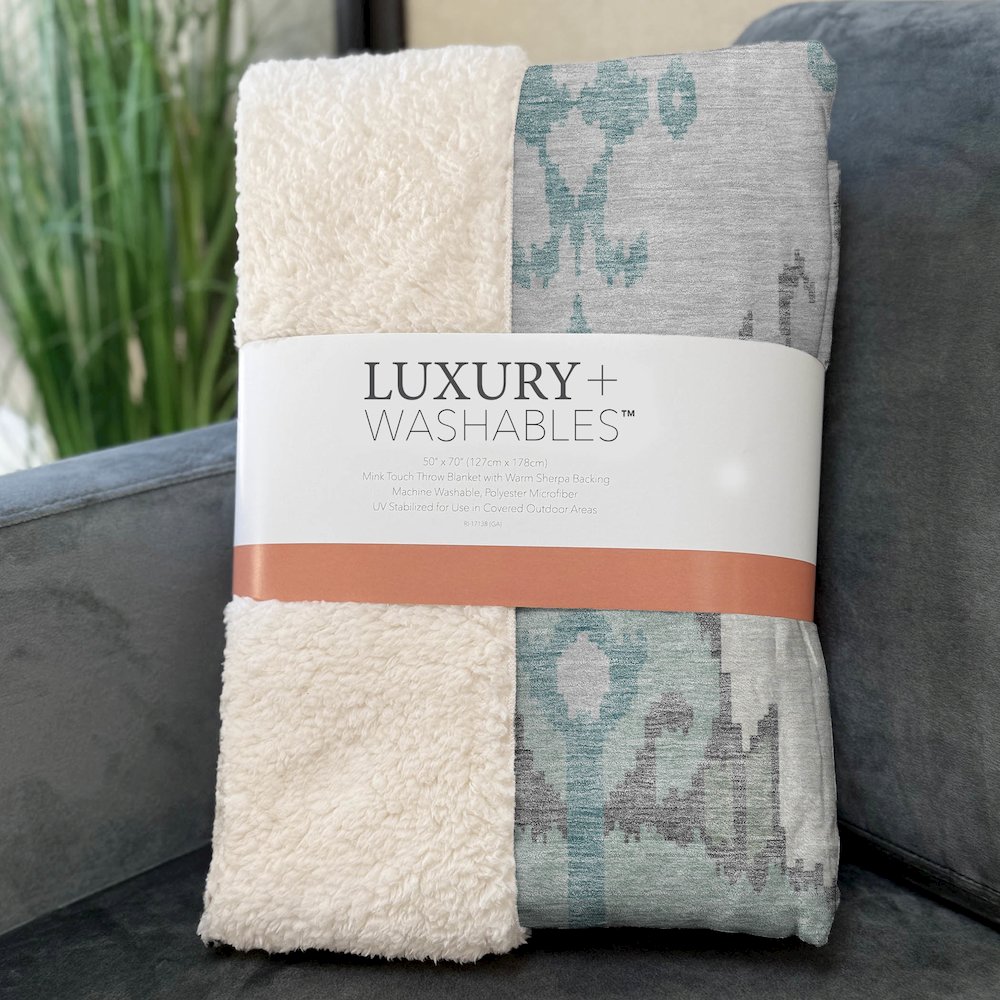 Premium Machine Washable ASB748 Mint 50" x 70" Sherpa Throw Blanket. Picture 3