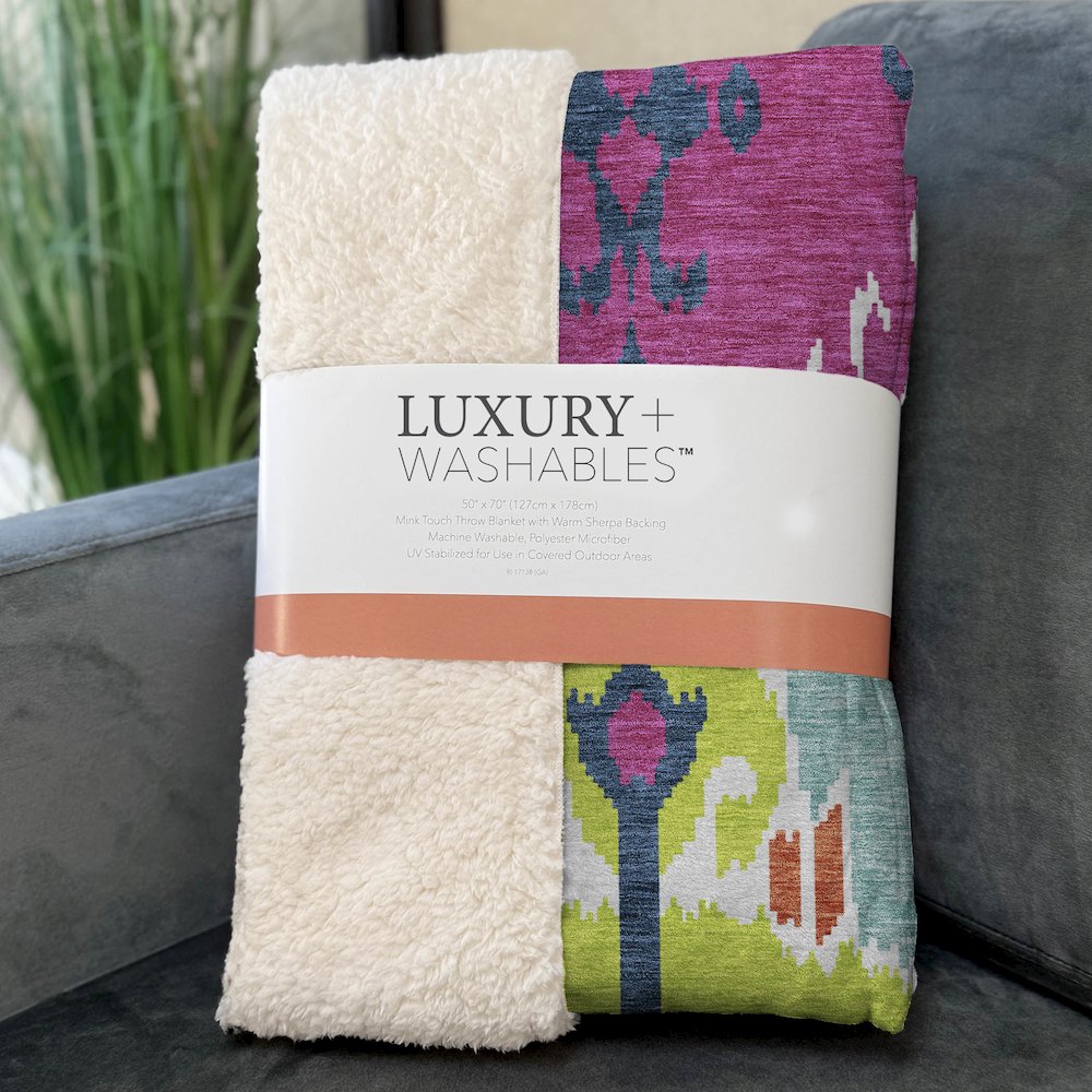 Premium Machine Washable ASB748 Pink 50" x 70" Sherpa Throw Blanket. Picture 3
