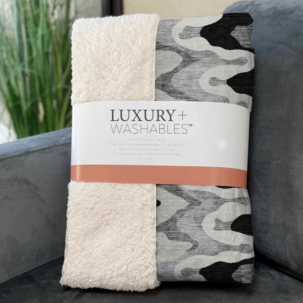 Premium Machine Washable ASB750 Black 50" x 70" Sherpa Throw Blanket. Picture 3