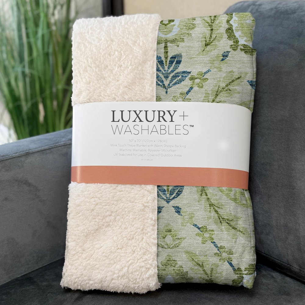 Premium Machine Washable ASB751 Aloe 50" x 70" Sherpa Throw Blanket. Picture 3