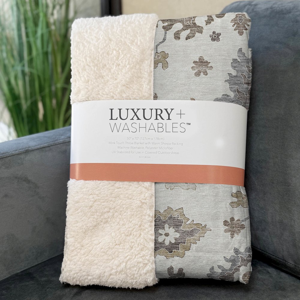 Premium Machine Washable ASB753 Ivory 50" x 70" Sherpa Throw Blanket. Picture 3