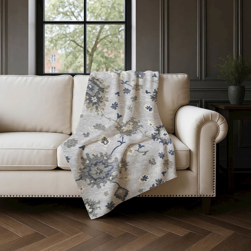 Premium Machine Washable ASB753 Silver 50" x 70" Sherpa Throw Blanket. Picture 4