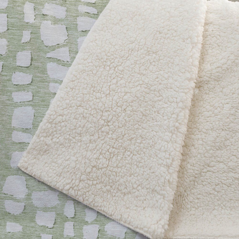 Premium Machine Washable ASB754 Aloe 50" x 70" Sherpa Throw Blanket. Picture 2