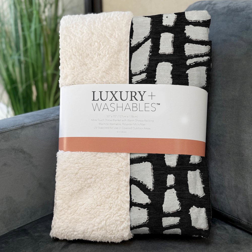 Premium Machine Washable ASB754 Black 50" x 70" Sherpa Throw Blanket. Picture 3