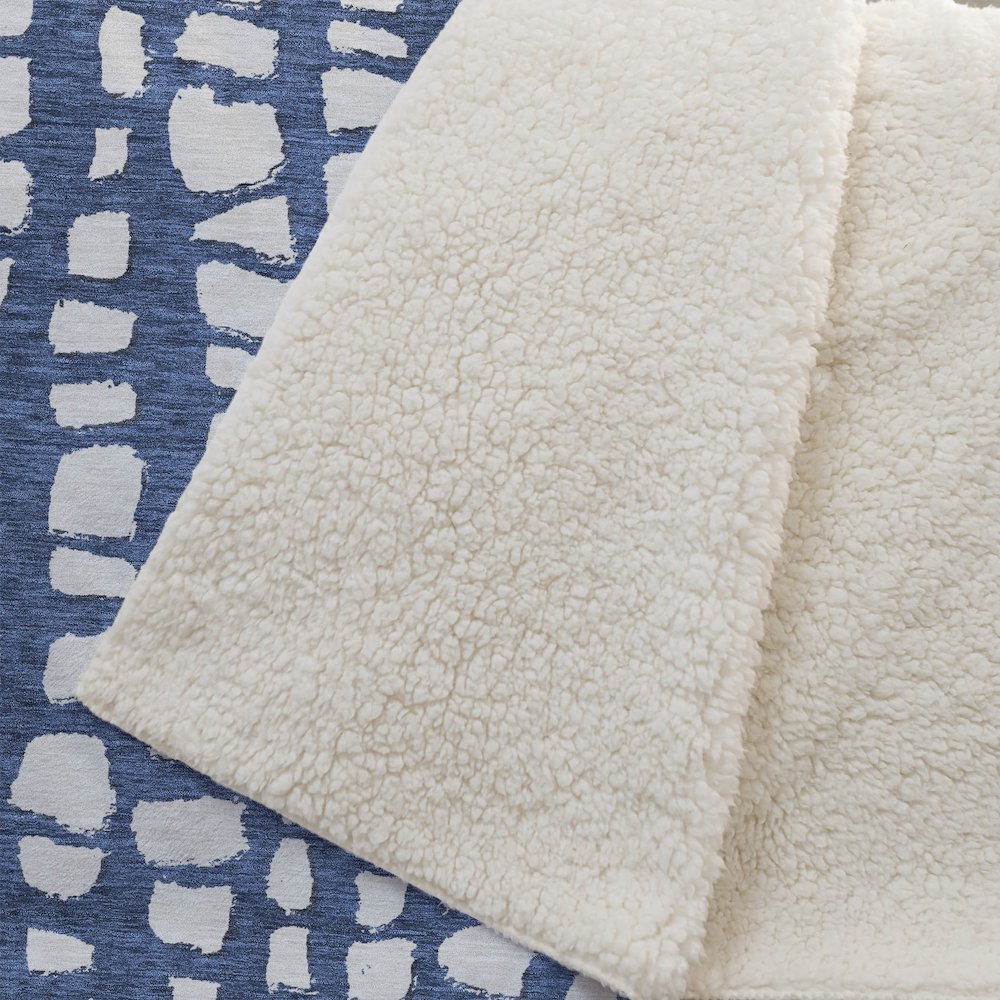 Premium Machine Washable ASB754 Navy 50" x 70" Sherpa Throw Blanket. Picture 2