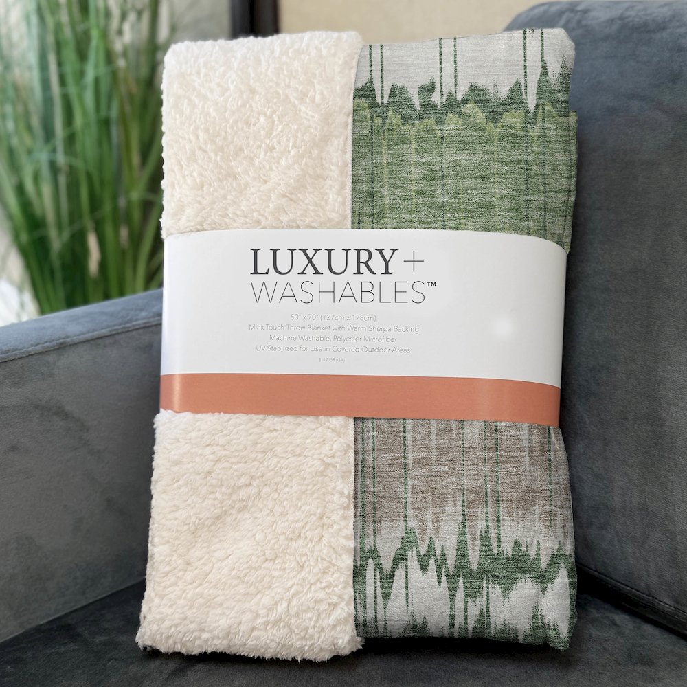 Premium Machine Washable ASB755 Green 50" x 70" Sherpa Throw Blanket. Picture 3