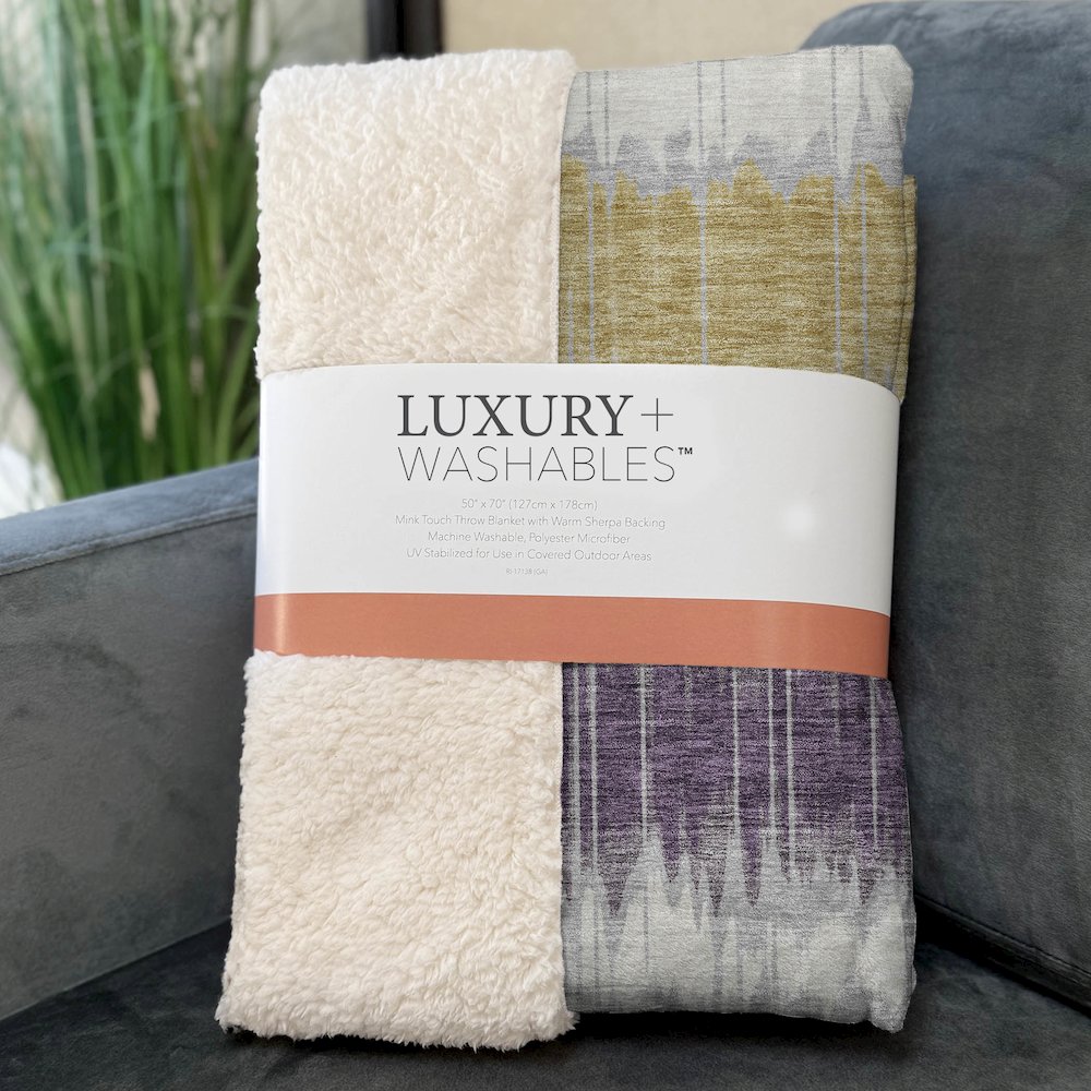 Premium Machine Washable ASB755 Silver 50" x 70" Sherpa Throw Blanket. Picture 3