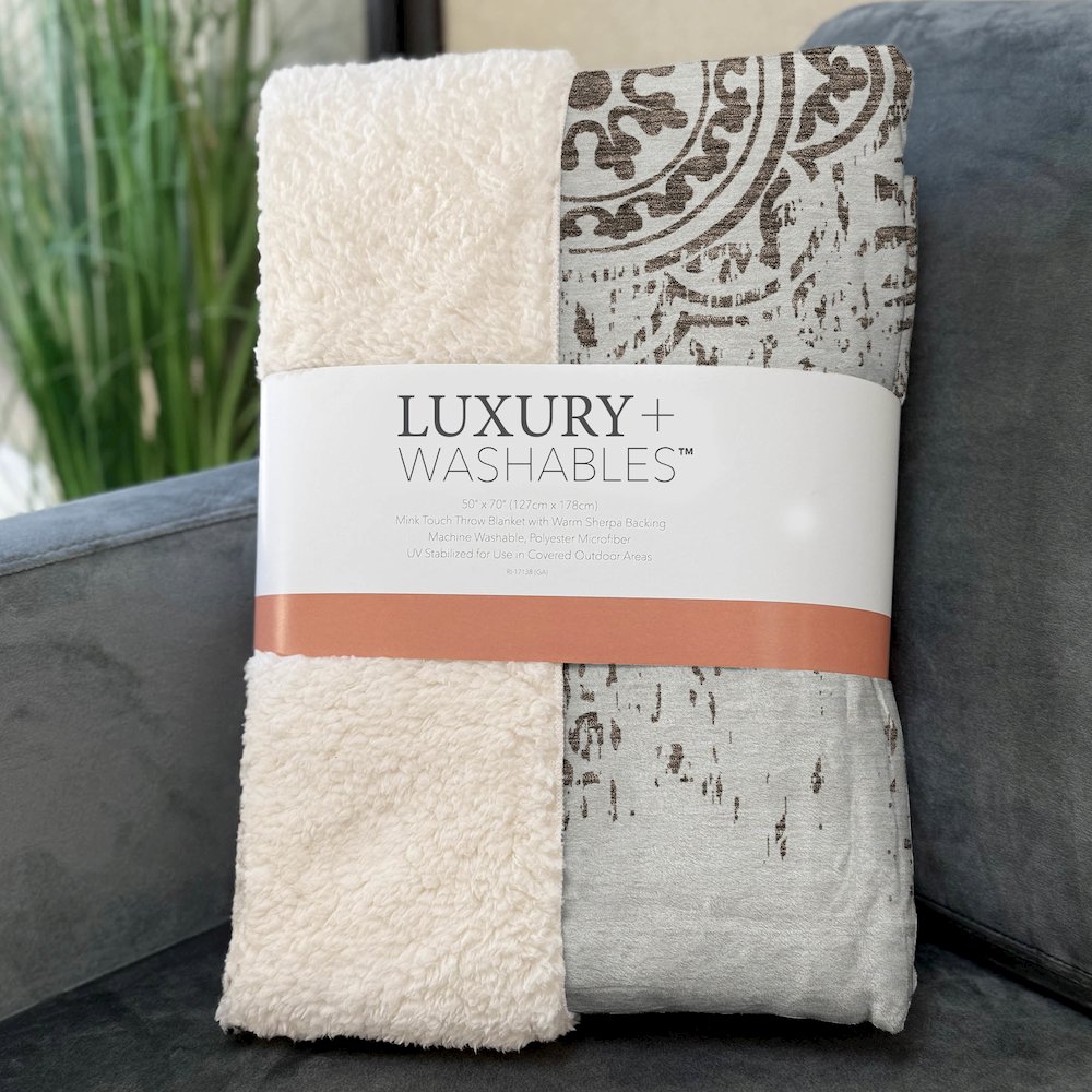 Premium Machine Washable ASB758 Chocolate 50" x 70" Sherpa Throw Blanket. Picture 3