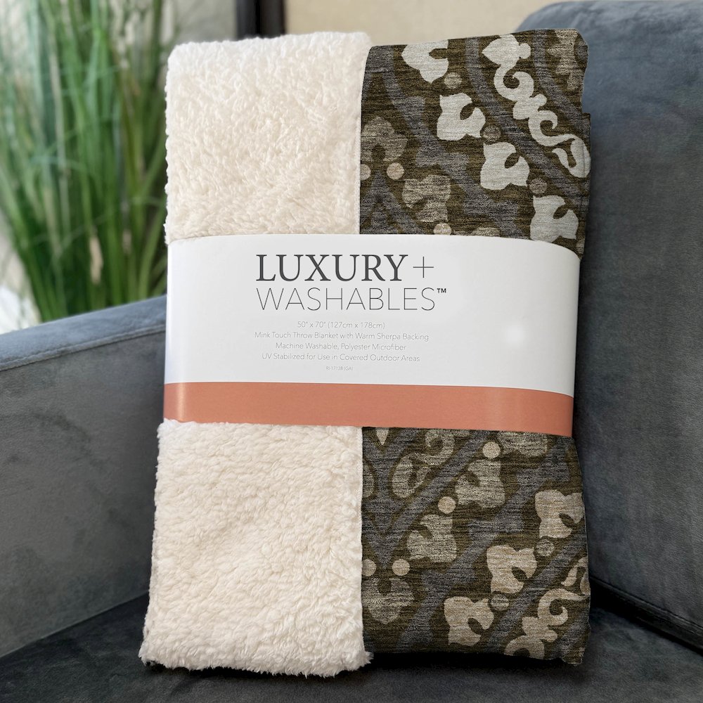 Premium Machine Washable ASB761 Fudge 50" x 70" Sherpa Throw Blanket. Picture 3