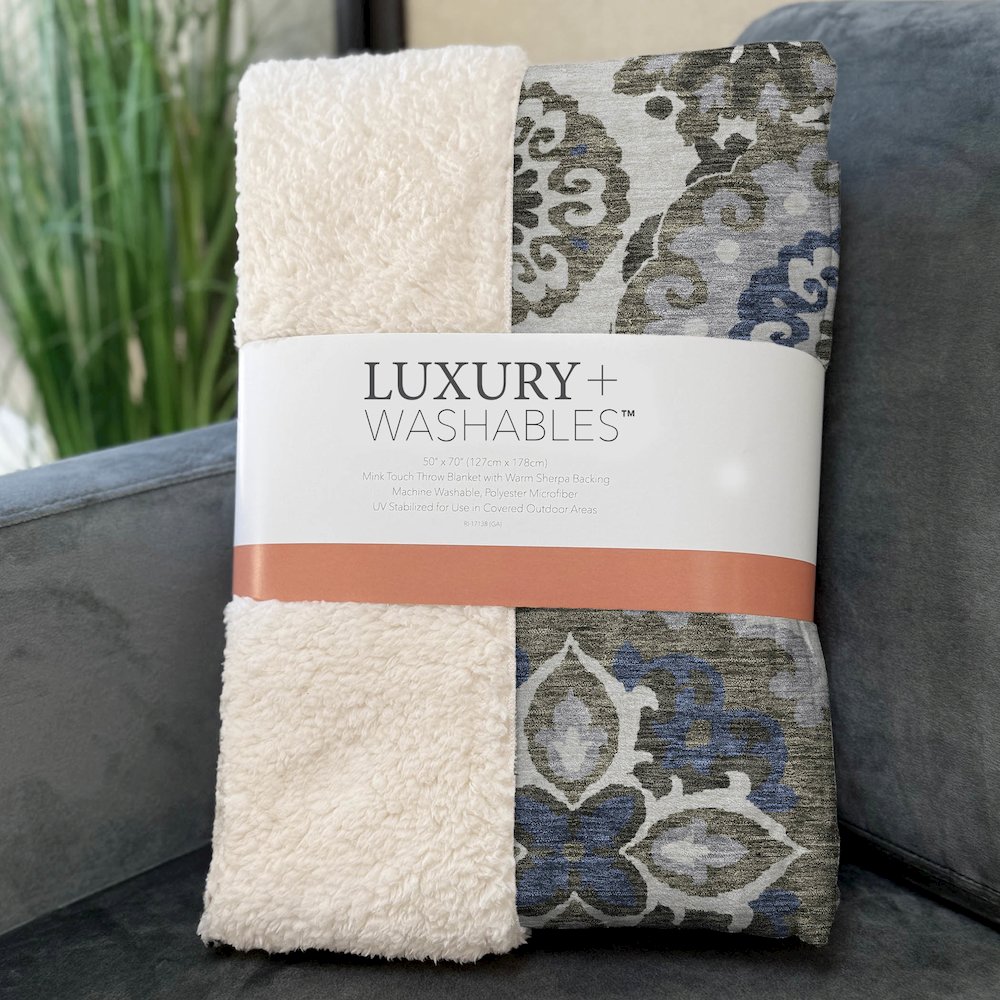 Premium Machine Washable ASB763 Pewter 50" x 70" Sherpa Throw Blanket. Picture 3