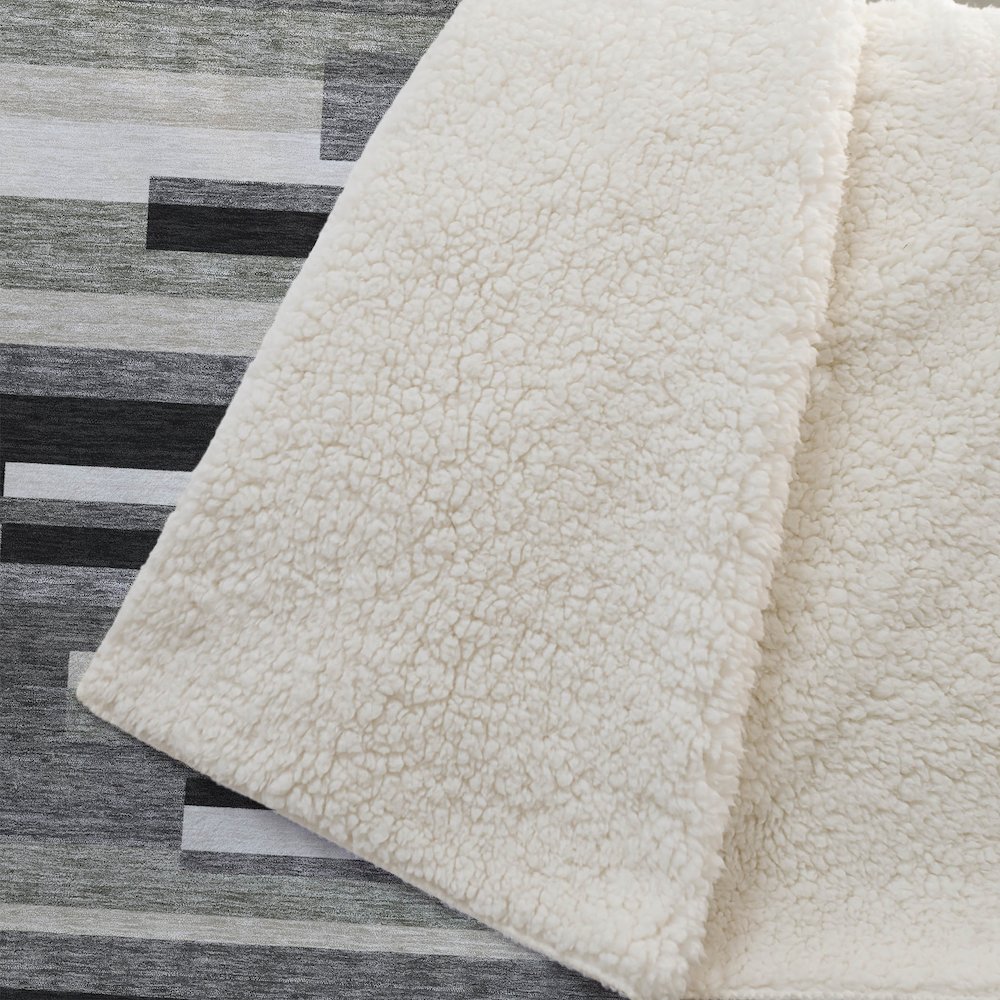 Premium Machine Washable ASB766 Black 50" x 70" Sherpa Throw Blanket. Picture 2