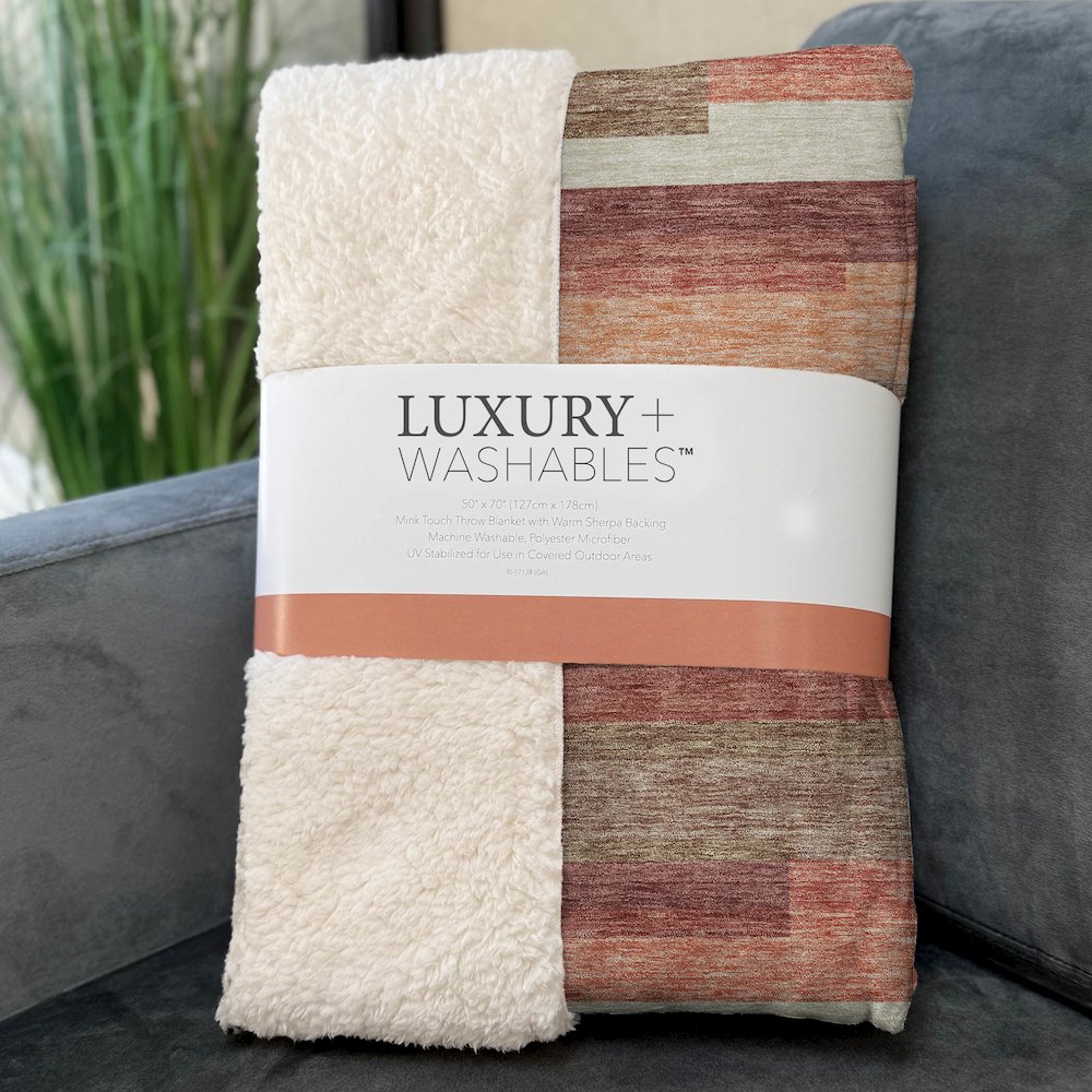 Premium Machine Washable ASB766 Coral 50" x 70" Sherpa Throw Blanket. Picture 3