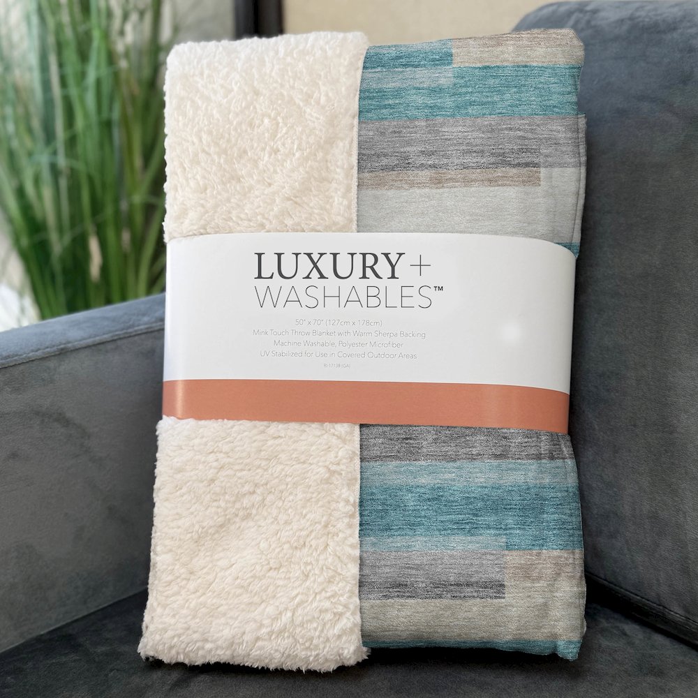 Premium Machine Washable ASB766 Teal 50" x 70" Sherpa Throw Blanket. Picture 3