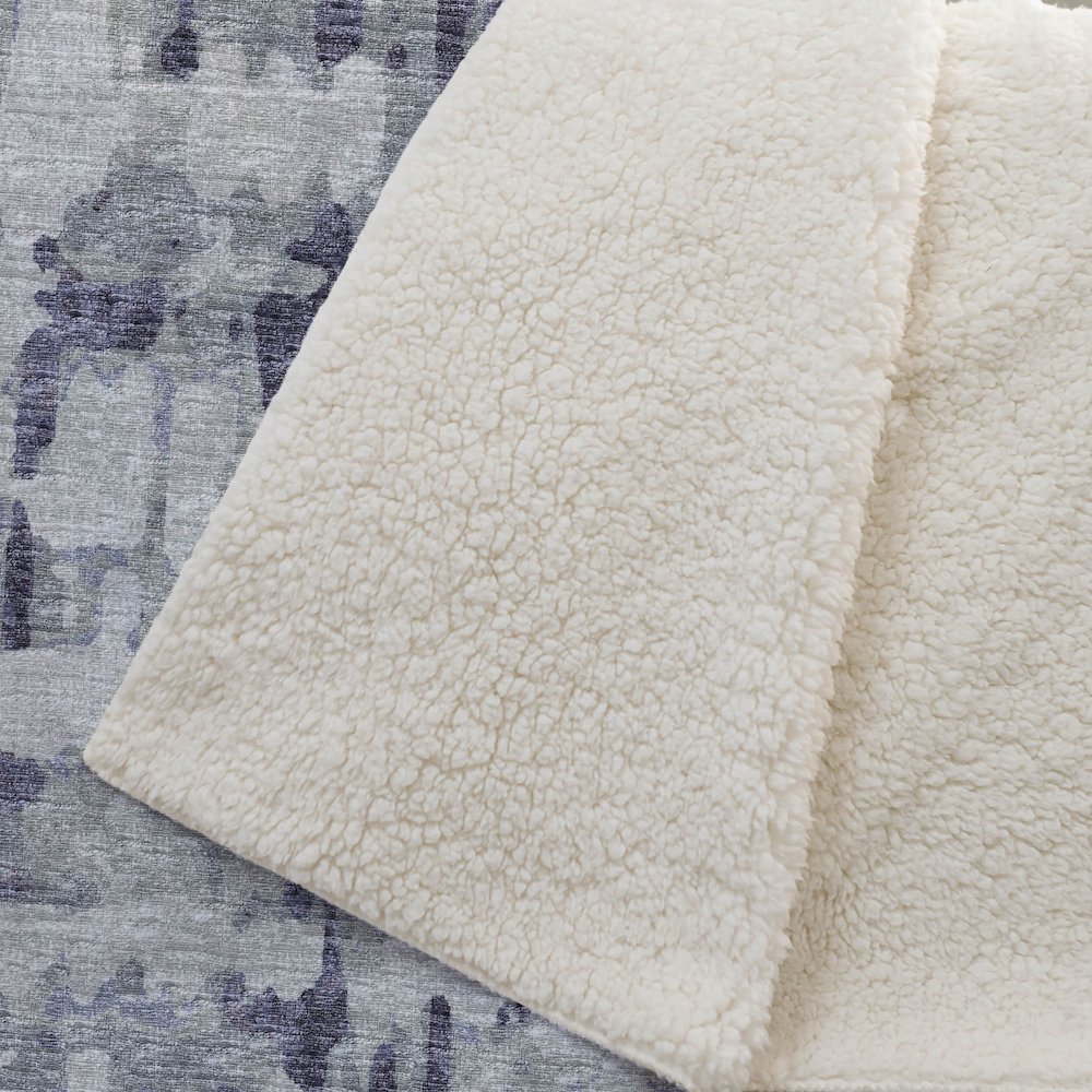 Premium Machine Washable ASB76 Purple 50" x 70" Sherpa Throw Blanket. Picture 2