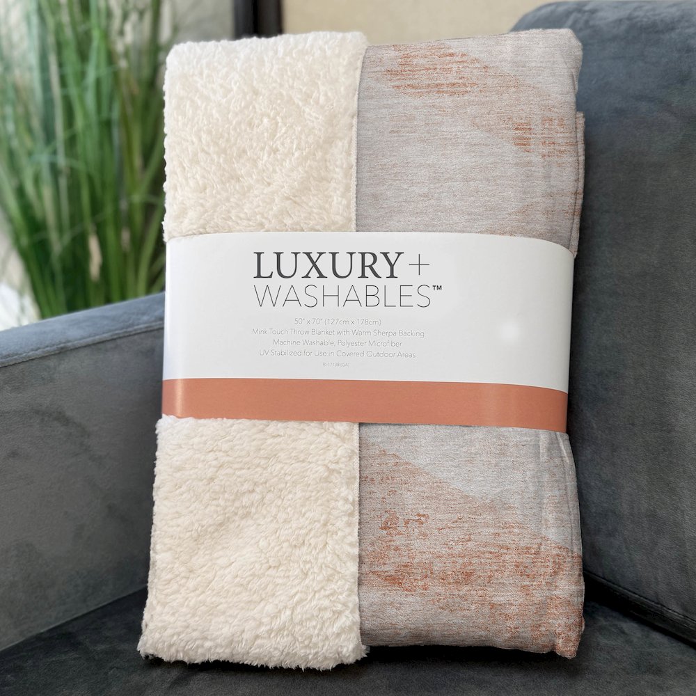 Premium Machine Washable ASB770 Salmon 50" x 70" Sherpa Throw Blanket. Picture 3