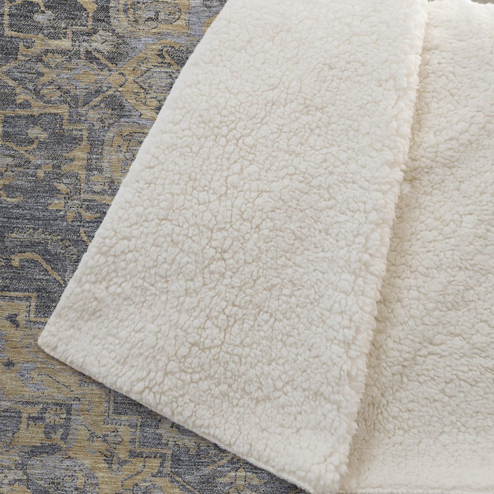 Premium Machine Washable ASB774 Gray 50" x 70" Sherpa Throw Blanket. Picture 2