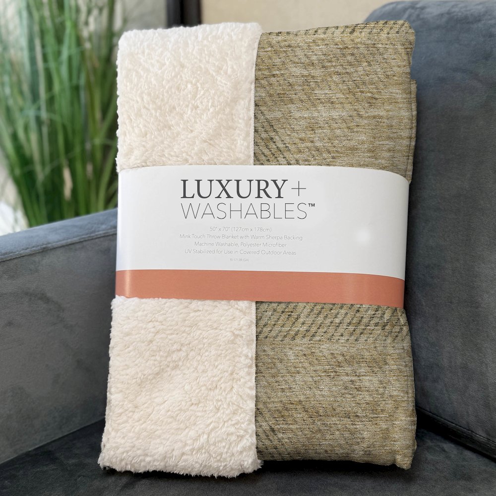 Premium Machine Washable ASB777 Wheat 50" x 70" Sherpa Throw Blanket. Picture 3