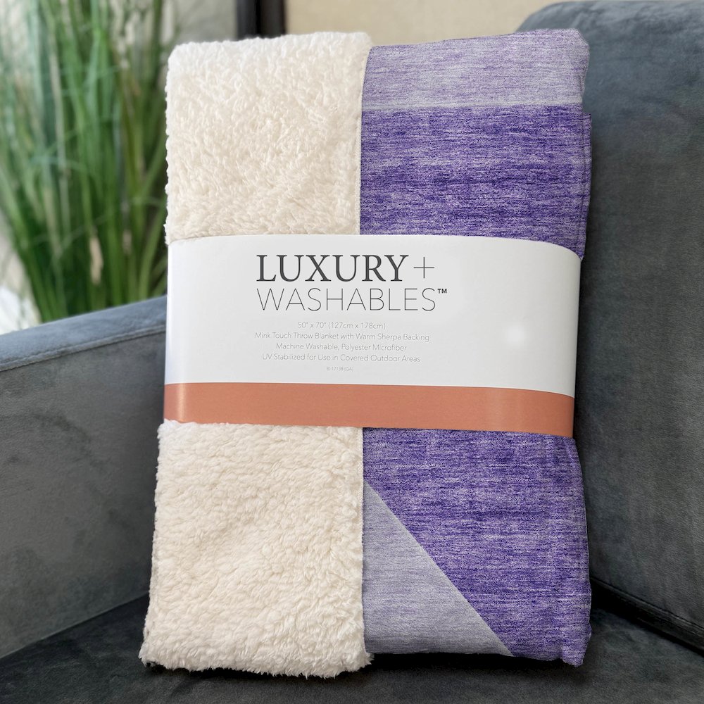 Premium Machine Washable ASB779 Purple 50" x 70" Sherpa Throw Blanket. Picture 3