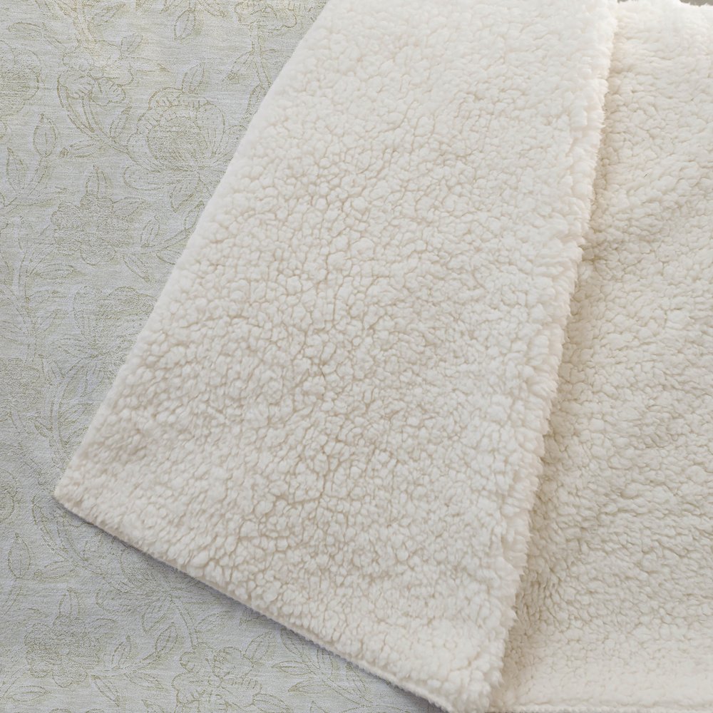Premium Machine Washable ASB782 Ivory 50" x 70" Sherpa Throw Blanket. Picture 2