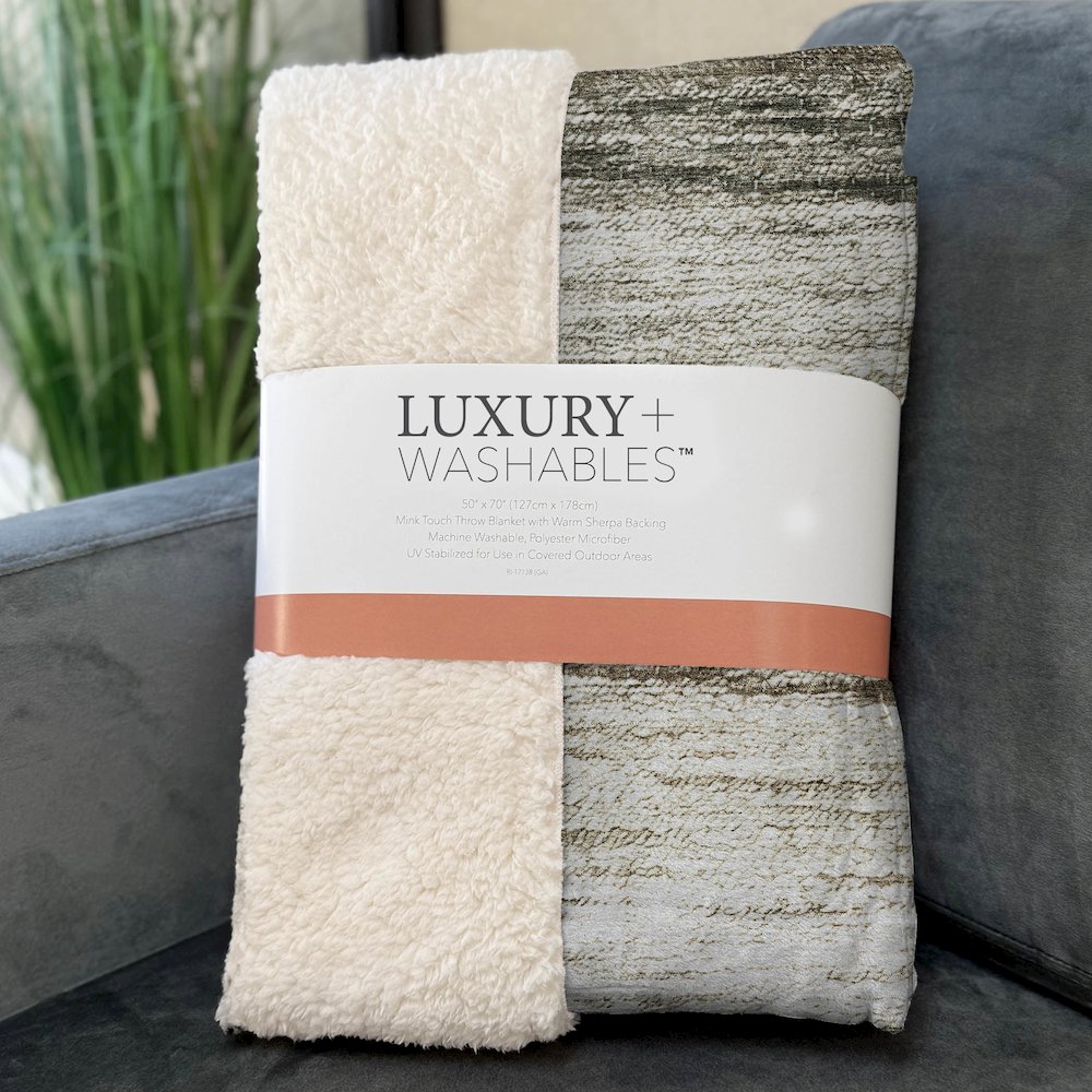 Premium Machine Washable ASB786 Brown 50" x 70" Sherpa Throw Blanket. Picture 3