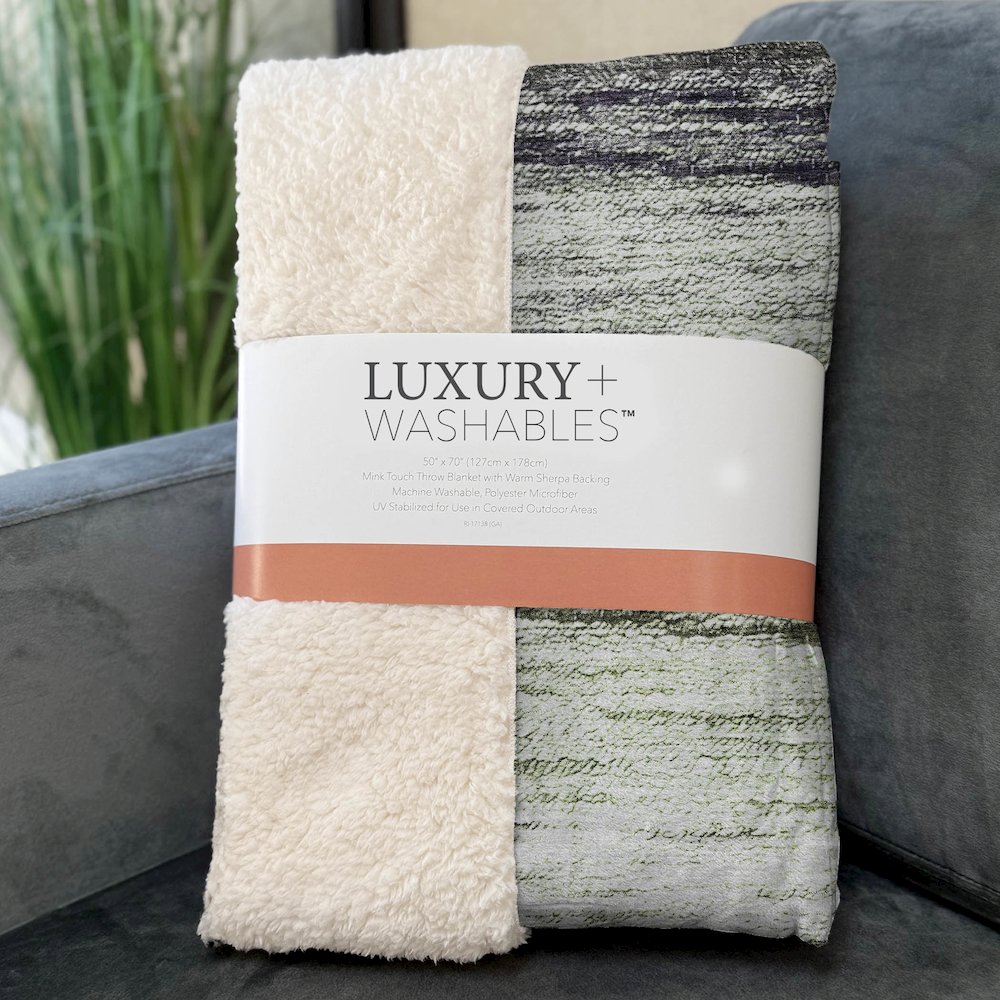 Premium Machine Washable ASB786 Green 50" x 70" Sherpa Throw Blanket. Picture 3