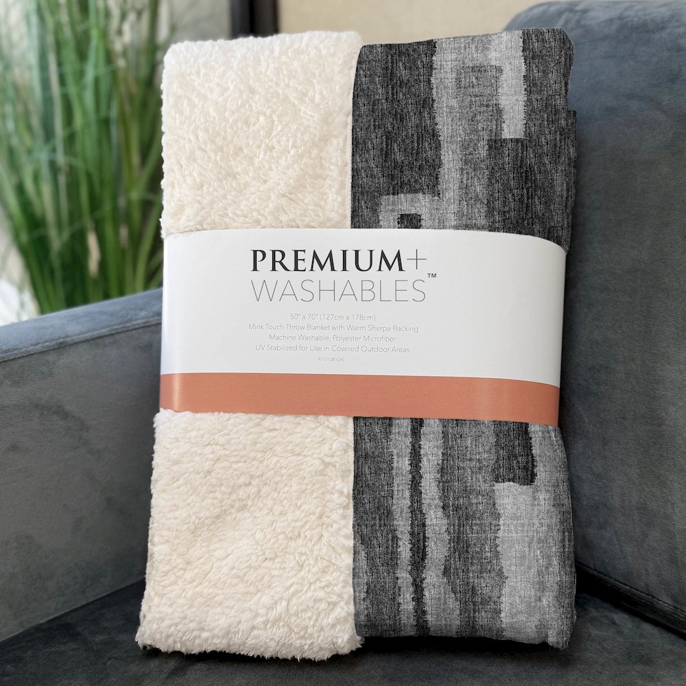 Premium Machine Washable ASB78 Shadow 50" x 70" Sherpa Throw Blanket. Picture 3