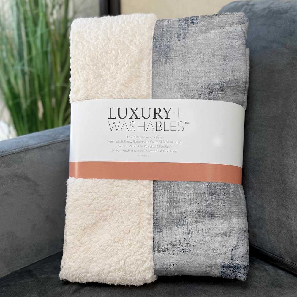 Premium Machine Washable ASB791 Gray 50" x 70" Sherpa Throw Blanket. Picture 3