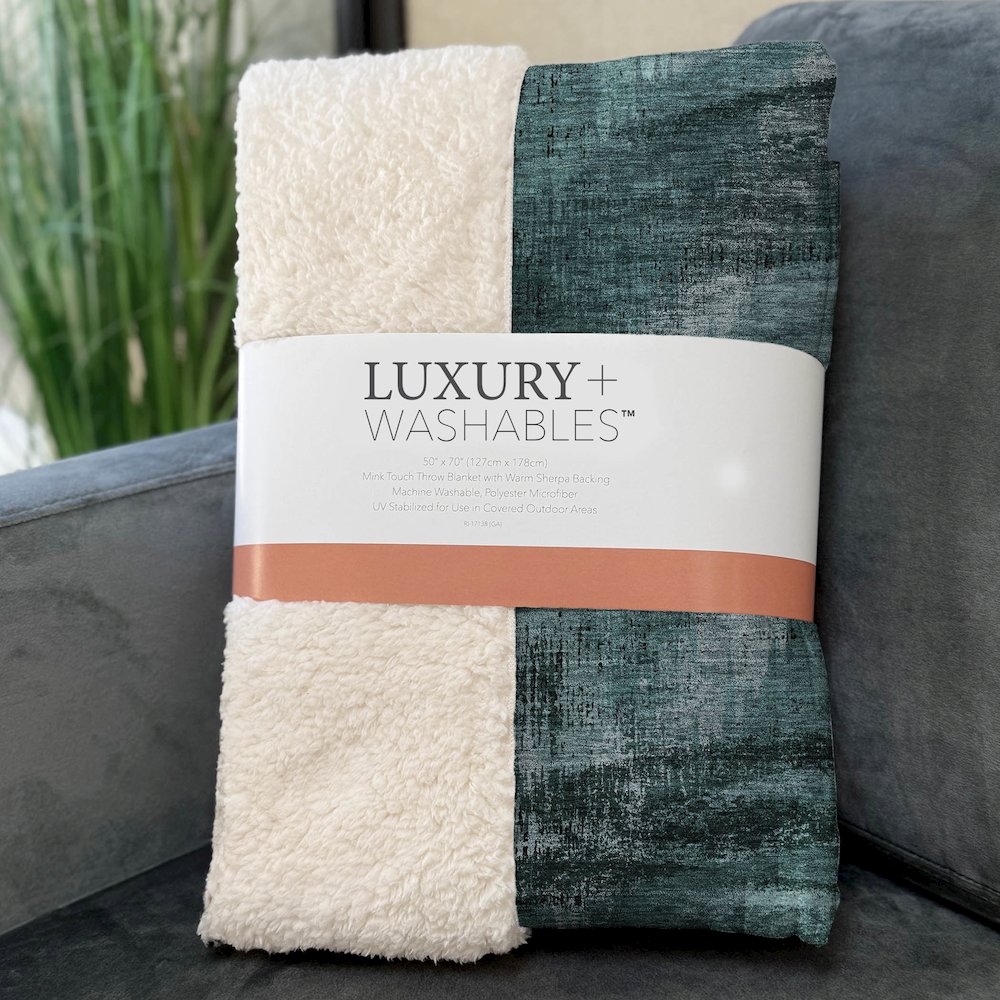 Premium Machine Washable ASB792 Fern 50" x 70" Sherpa Throw Blanket. Picture 3